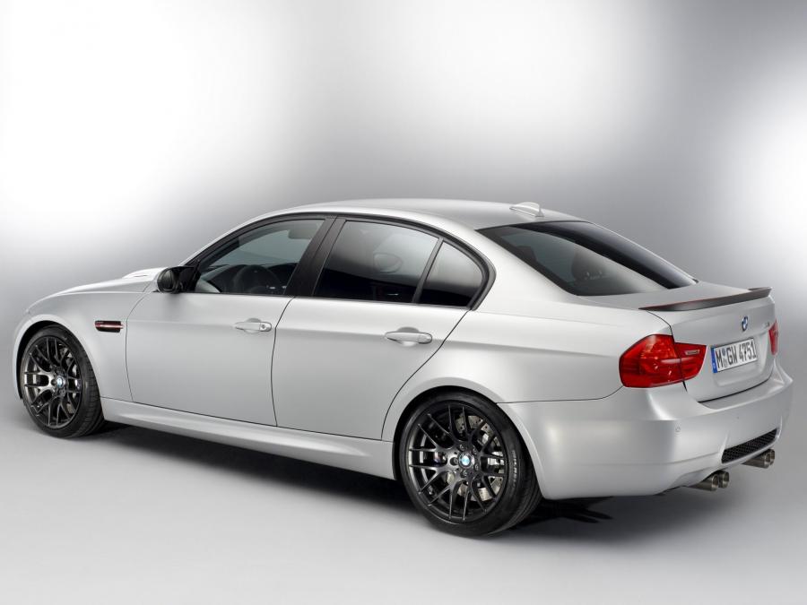 BMW M3 CRT 2011 года  (фото 3 из 76)